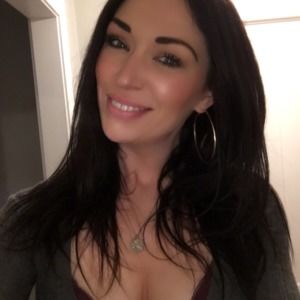 Meet your Posher, Cara